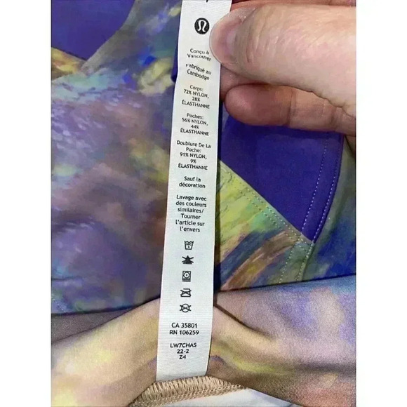 Lululemon Women's Cargo SHR Hiking Shorts 8" 4 Altered Nature Multi Carabiner - Picture 13 of 13